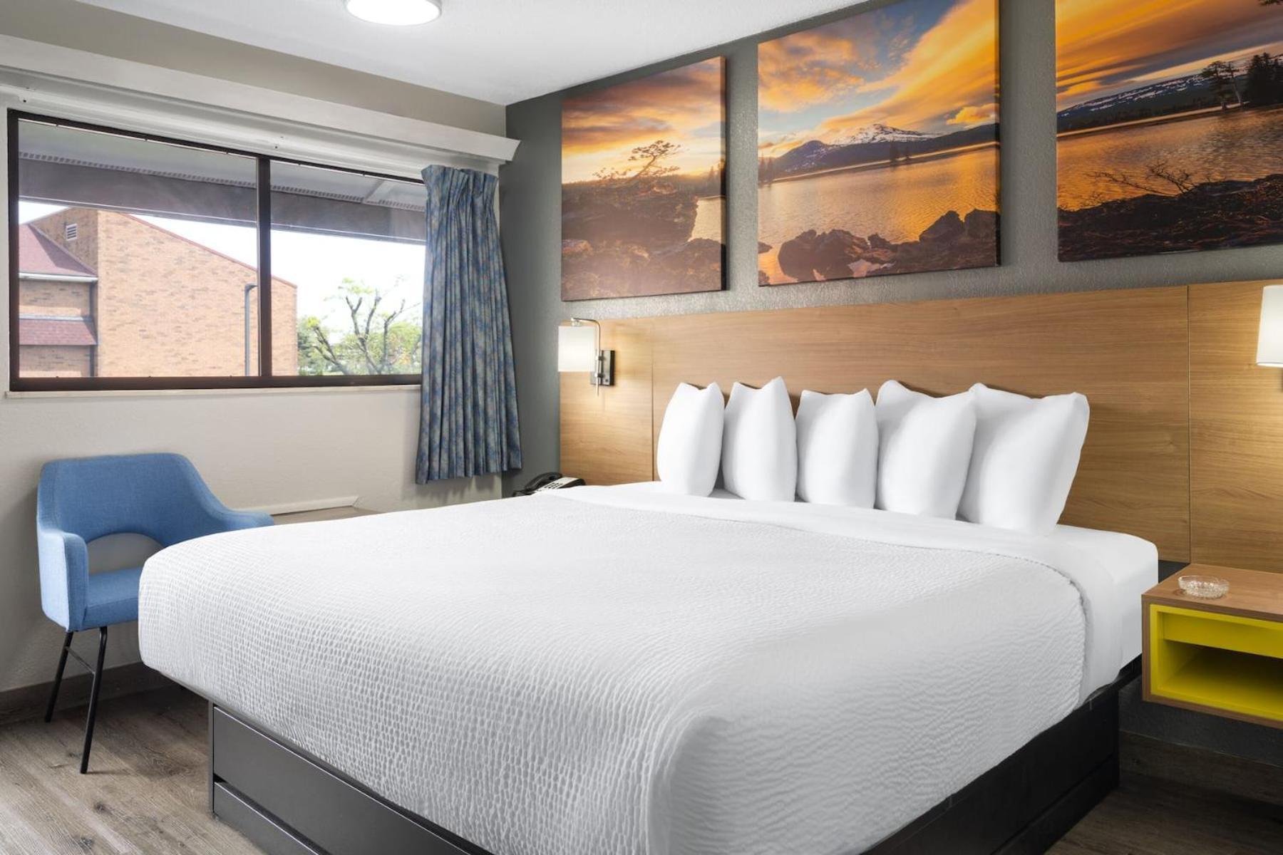 Days Inn By Wyndham Columbus Worthington Buitenkant foto