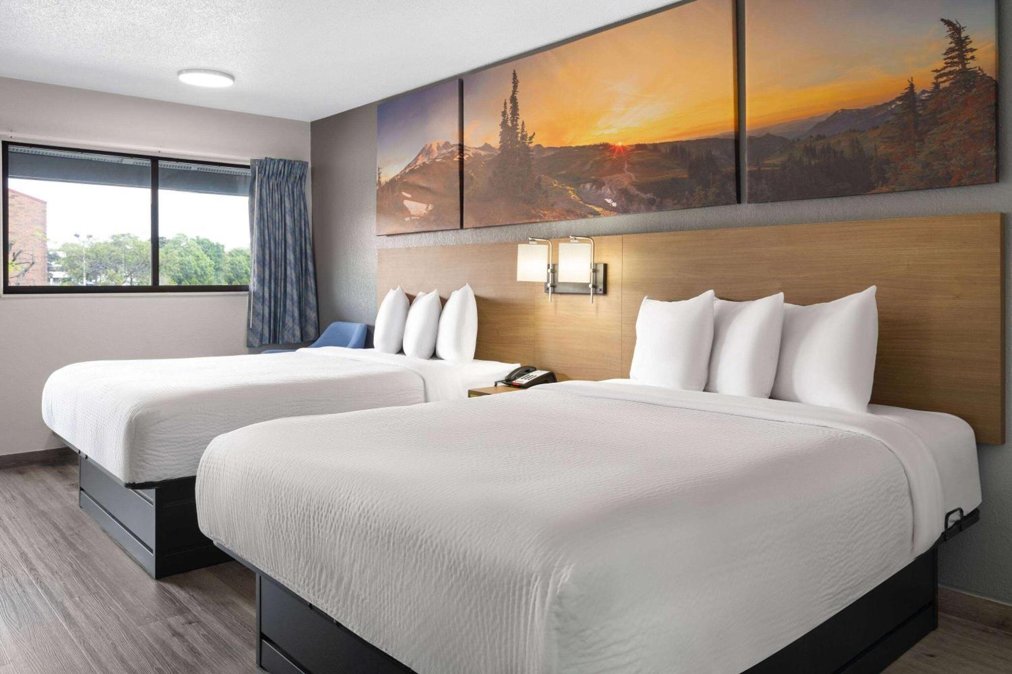 Days Inn By Wyndham Columbus Worthington Buitenkant foto