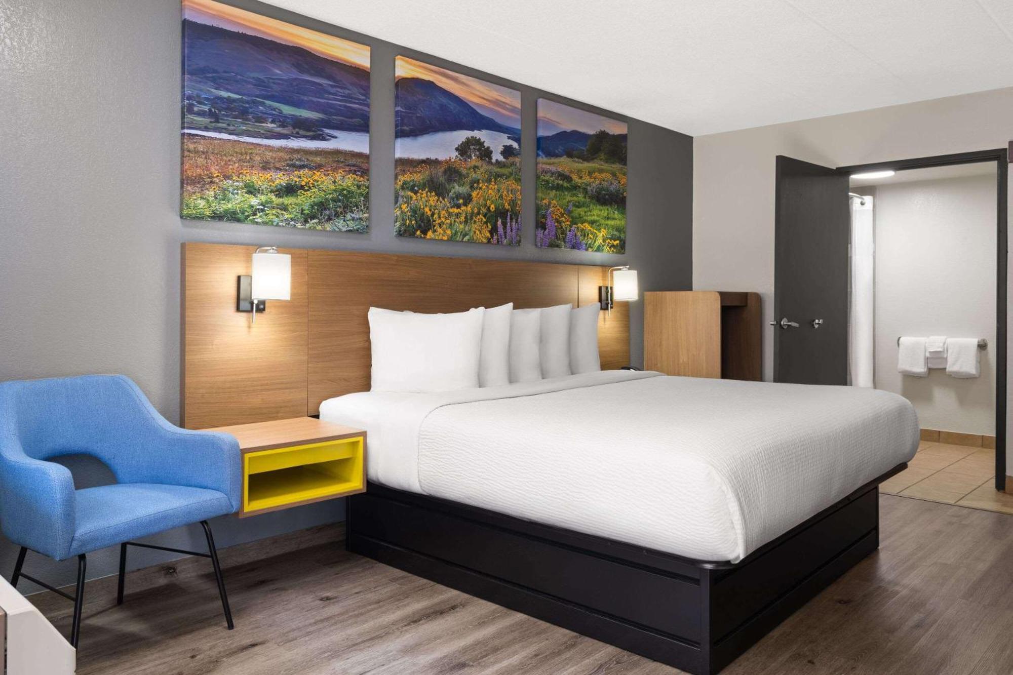Days Inn By Wyndham Columbus Worthington Buitenkant foto